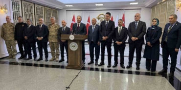 bakan-yerlikaya-asrin-felaketini-asrin-insasina-donusturduk-qWD54twU.jpg