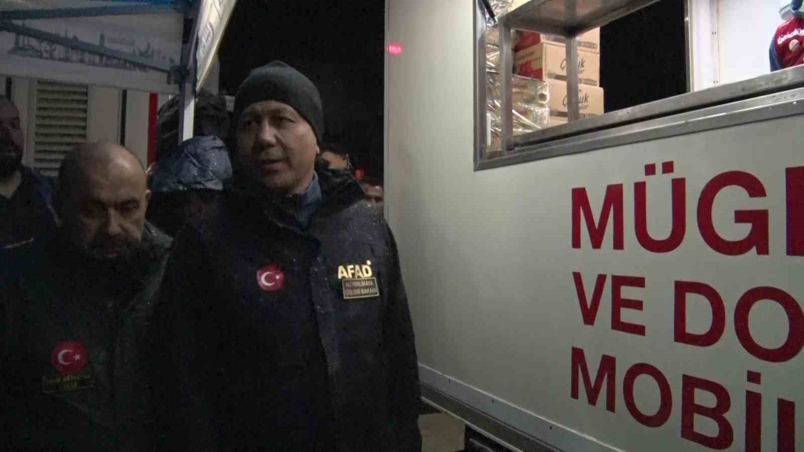 Bakan Yerlikaya, deprem bölgesinde incelemelerde bulundu 4 bakan yerlikaya deprem bolgesinde incelemelerde bulundu 0 7cAsdmR4