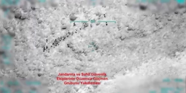 bakan-yerlikaya-devam-eden-operasyonlarimizda-156-gocmen-kacakciligi-organizatorunu-yakaladik-d4gW9YwS.jpg