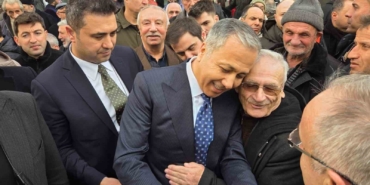 bakan-yerlikayadan-emekliye-sizlerin-gonlunu-kazanacagiz-gJDWCw3s.jpg