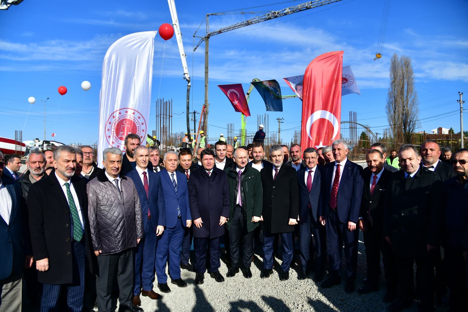 bakan yilmaz tunc hep beraber sorusturmanin seyrini takip edecegiz 3 BlqEth7w