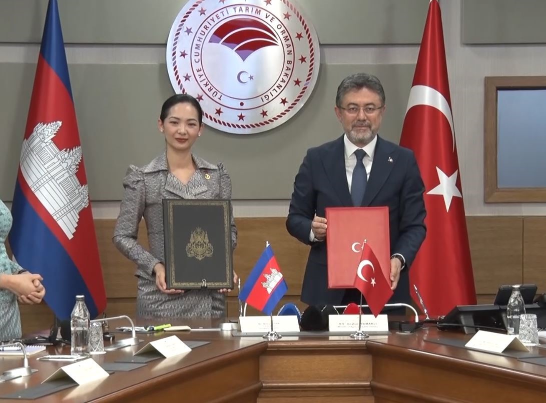 bakan yumakli 2025 yilinin 9 ayinda kambocyaya gerceklestirdigimiz tarim urunleri ihracatimiz yuzde 30 artmistir