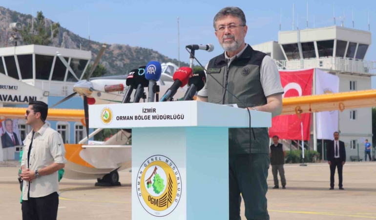 bakan-yumakli-28-ucak-119-helikopter-14-iha-ile-yesil-vatanimiza-havadan-kalkan-oluyoruz-4ZXV6jbD.jpg