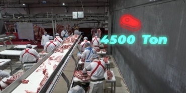 bakan-yumakli-4-bin-500-ton-kirmizi-et-uretimi-ile-elazigin-tarimsal-ve-ekonomik-R7PC2IFq.jpg