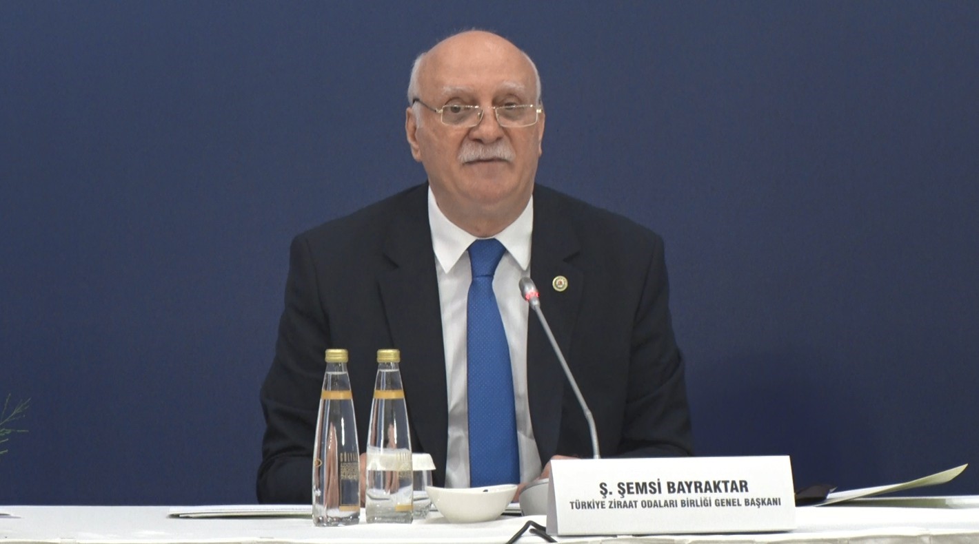Bakan Yumaklı: "400 bin çiftçimizin ürünlerini pazarlayabilecekleri yeni kanallar oluşturacağız" 4 bakan yumakli 400 bin ciftcimizin urunlerini pazarlayabilecekleri yeni kanallar olusturacagiz 0 rkgO84Sy