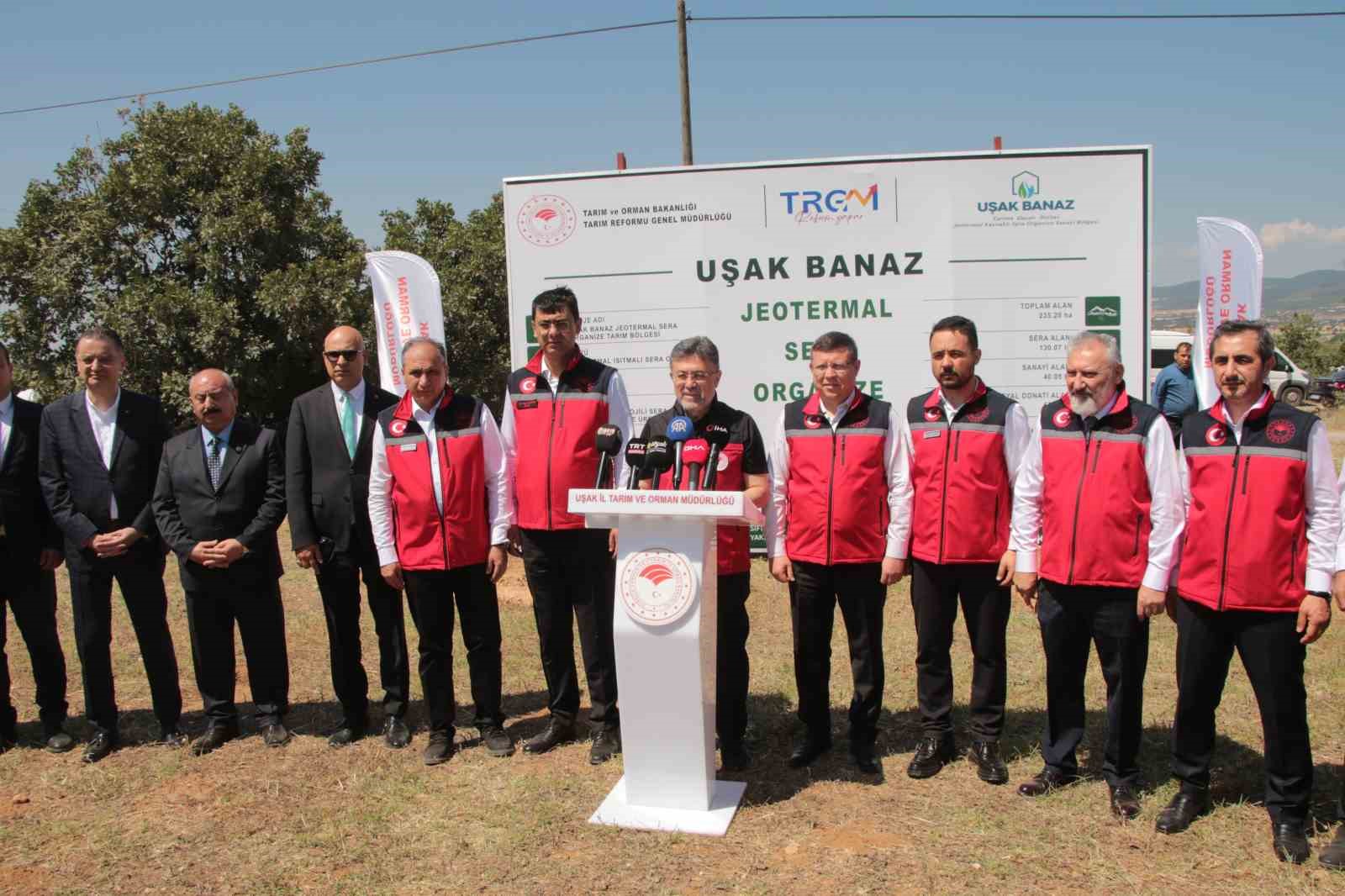 Bakan Yumaklı açıkladı: Uşak’ta 12 milyar TL’lik yatırımda yüzde 75’i kadın 2 bin 500 kişi istihdam edilecek 5 bakan yumakli acikladi usakta 12 milyar tllik yatirimda yuzde 75i kadin 2 bin 500 w1OptIR5