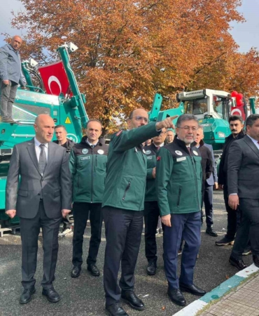 bakan-yumakli-barajlar-ve-taskin-kontrol-tesisleriyle-20-milyon-dekar-alanda-taskin-kontrolu-sagladik-l8Pv3xib.jpg