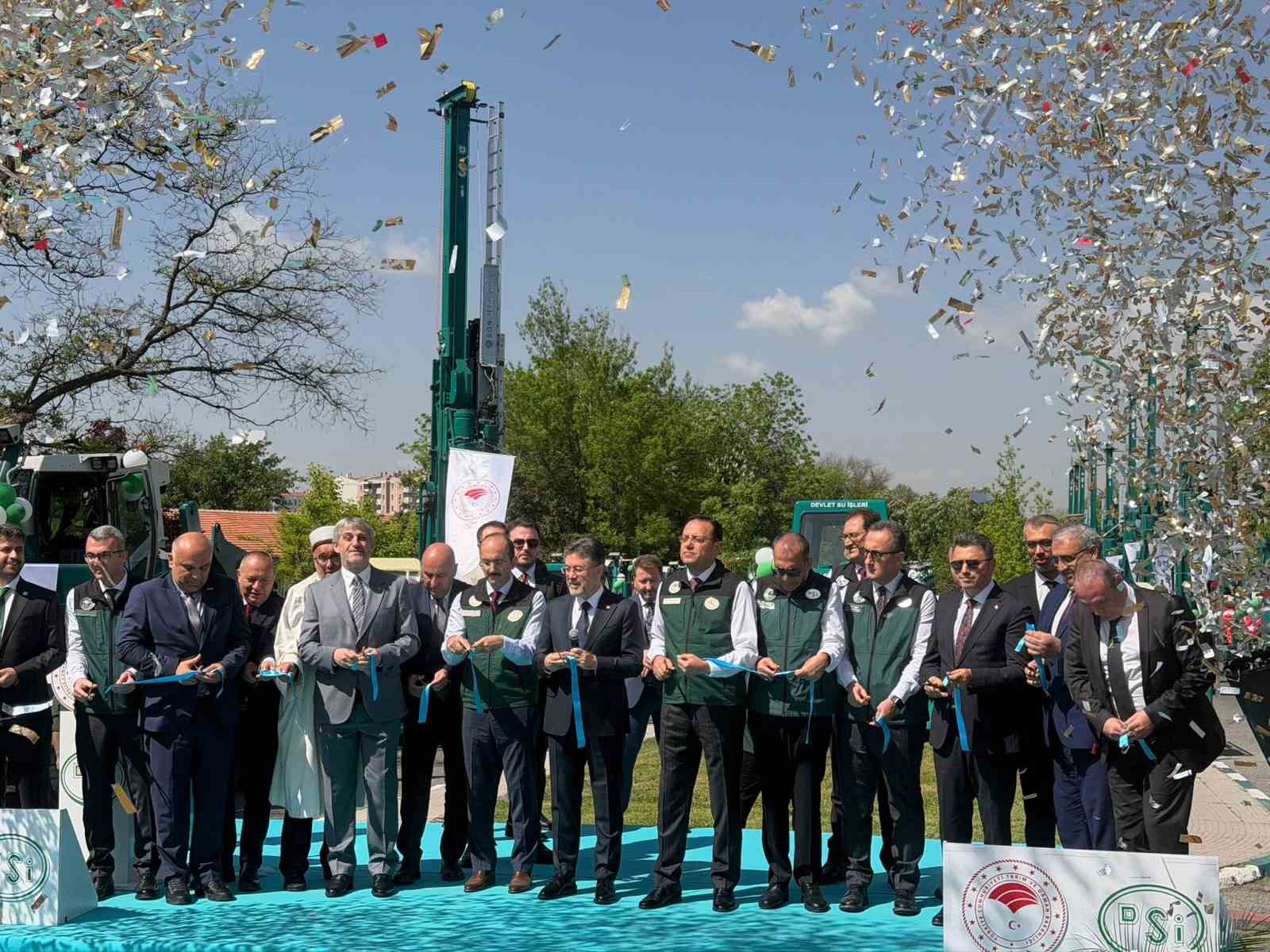 Bakan Yumaklı: "Barajlarımızdaki doluluk oranımız yüzde 75’ler civarında, bazı barajlarımızda yüzde 100’e ulaşmış durumda" 9 bakan yumakli barajlarimizdaki doluluk oranimiz yuzde 75ler civarinda bazi barajlarimizda yuzde 100e ulasmis durumda DBX1JSdO