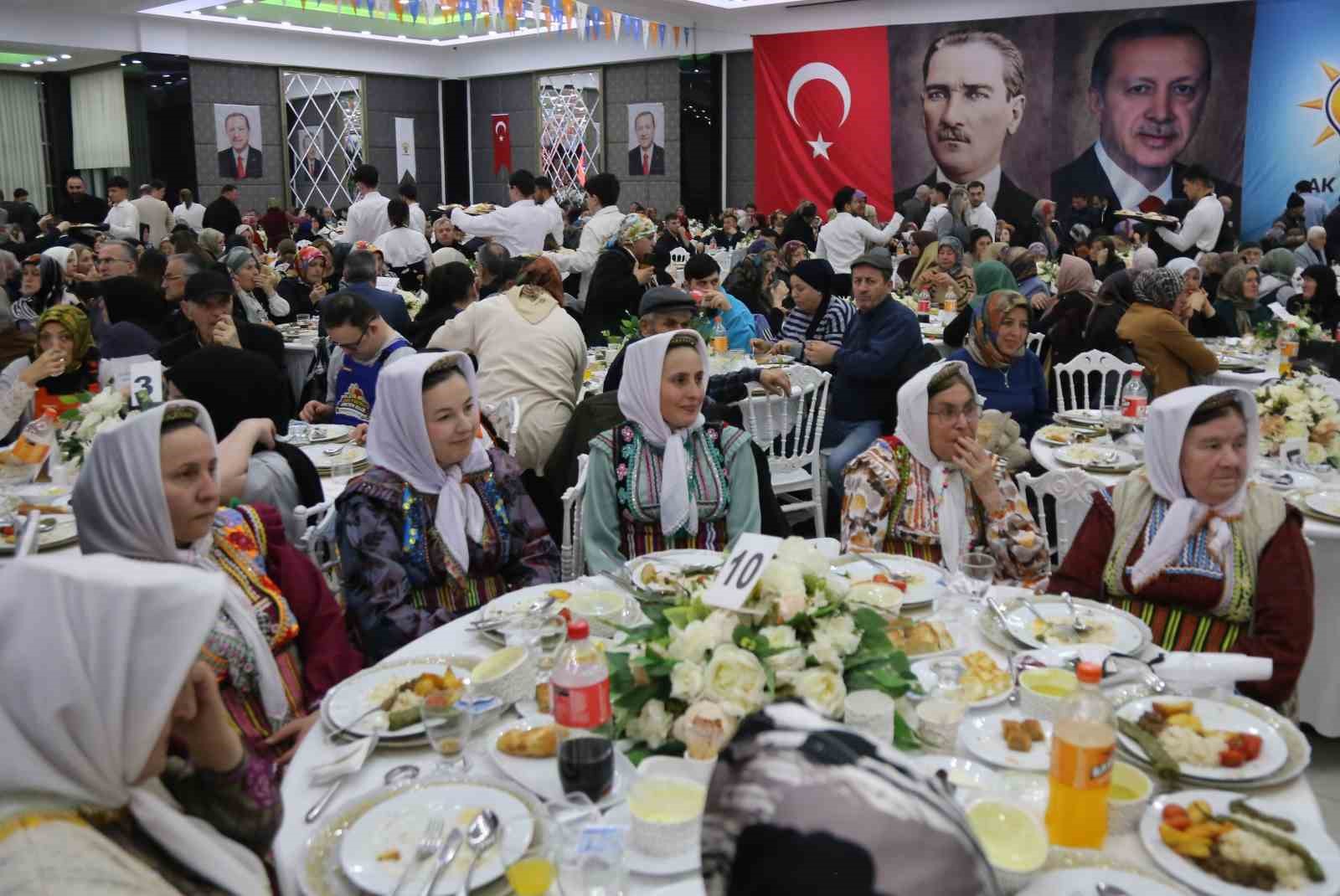 Bakan Yumaklı: "Bölgemizin tamamında huzurun, barışın ve istikrarın hakim olması için tüm unsurlarımızla gayret ediyoruz" 8 bakan yumakli bolgemizin tamaminda huzurun barisin ve istikrarin hakim olmasi icin tum unsurlarimizla gayret mWQu83nY