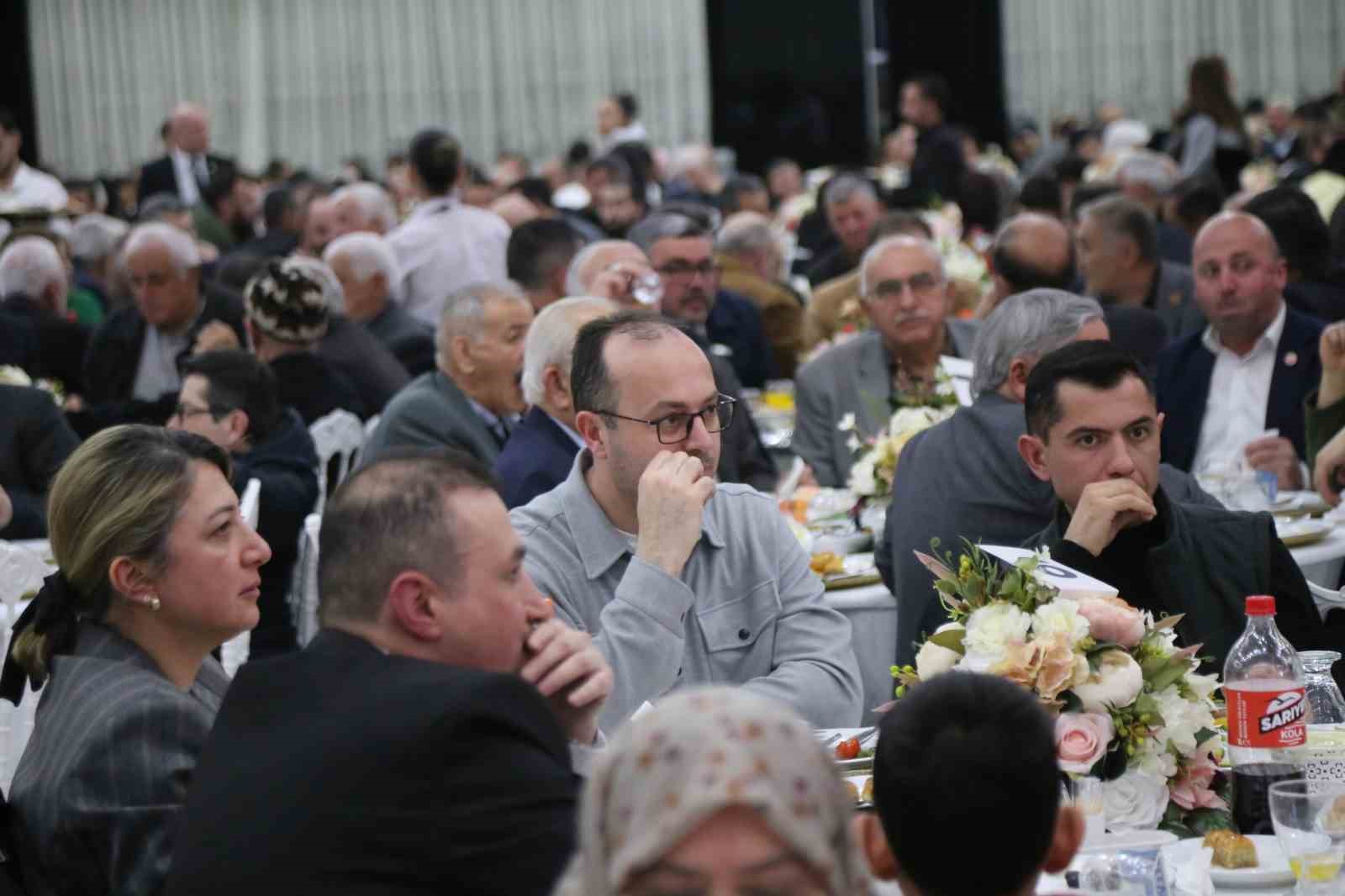 Bakan Yumaklı: "Bölgemizin tamamında huzurun, barışın ve istikrarın hakim olması için tüm unsurlarımızla gayret ediyoruz" 6 bakan yumakli bolgemizin tamaminda huzurun barisin ve istikrarin hakim olmasi icin tum unsurlarimizla gayret t62M3gDl