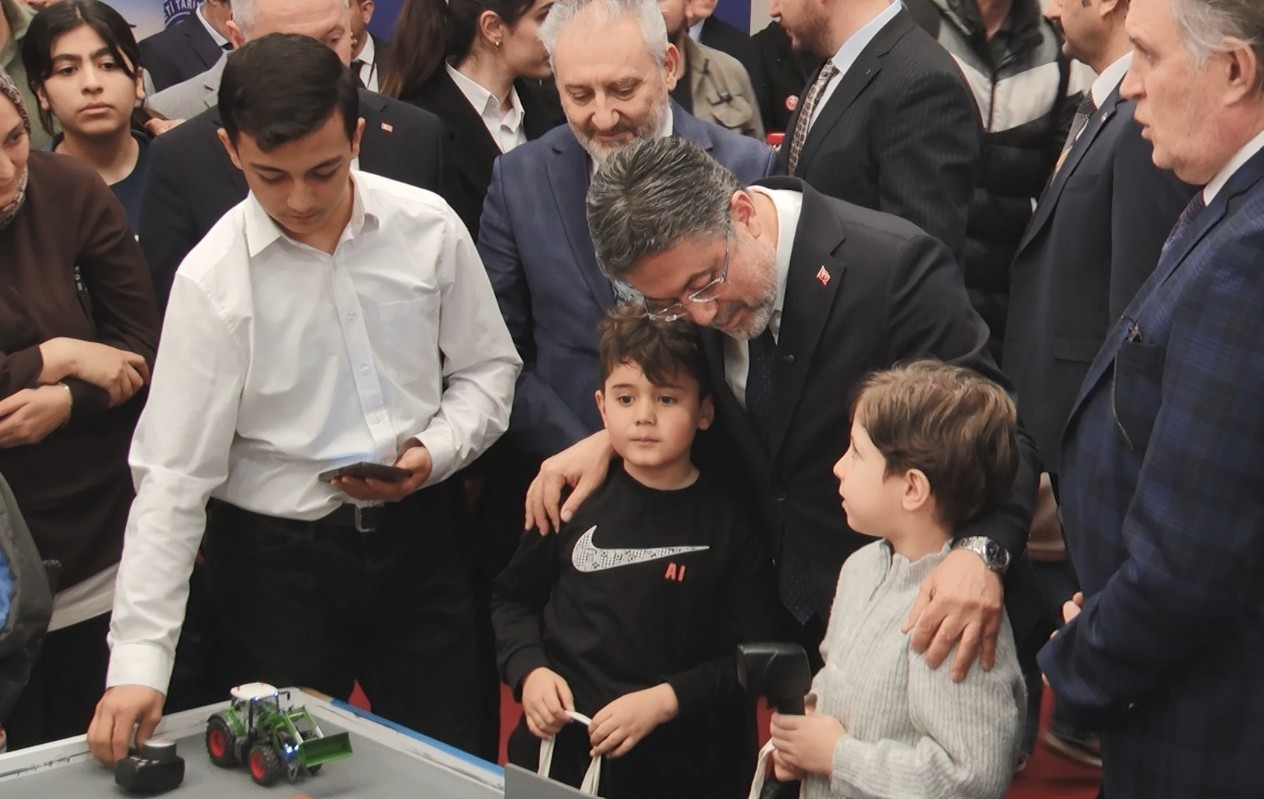 bakan yumakli ciftcilerimizin uretimini etkileyecek herhangi bir gubre problemi olmayacak 1