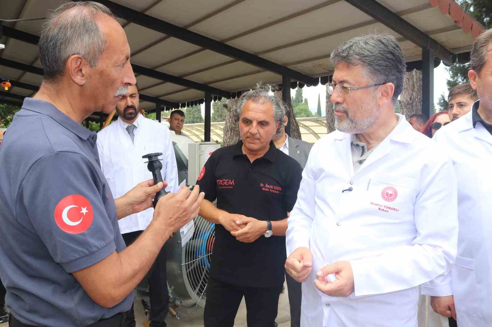 bakan yumakli izmirde biyoteknik mucadele arastirma merkezinin acilisini yapti 5 3r9hWvLi
