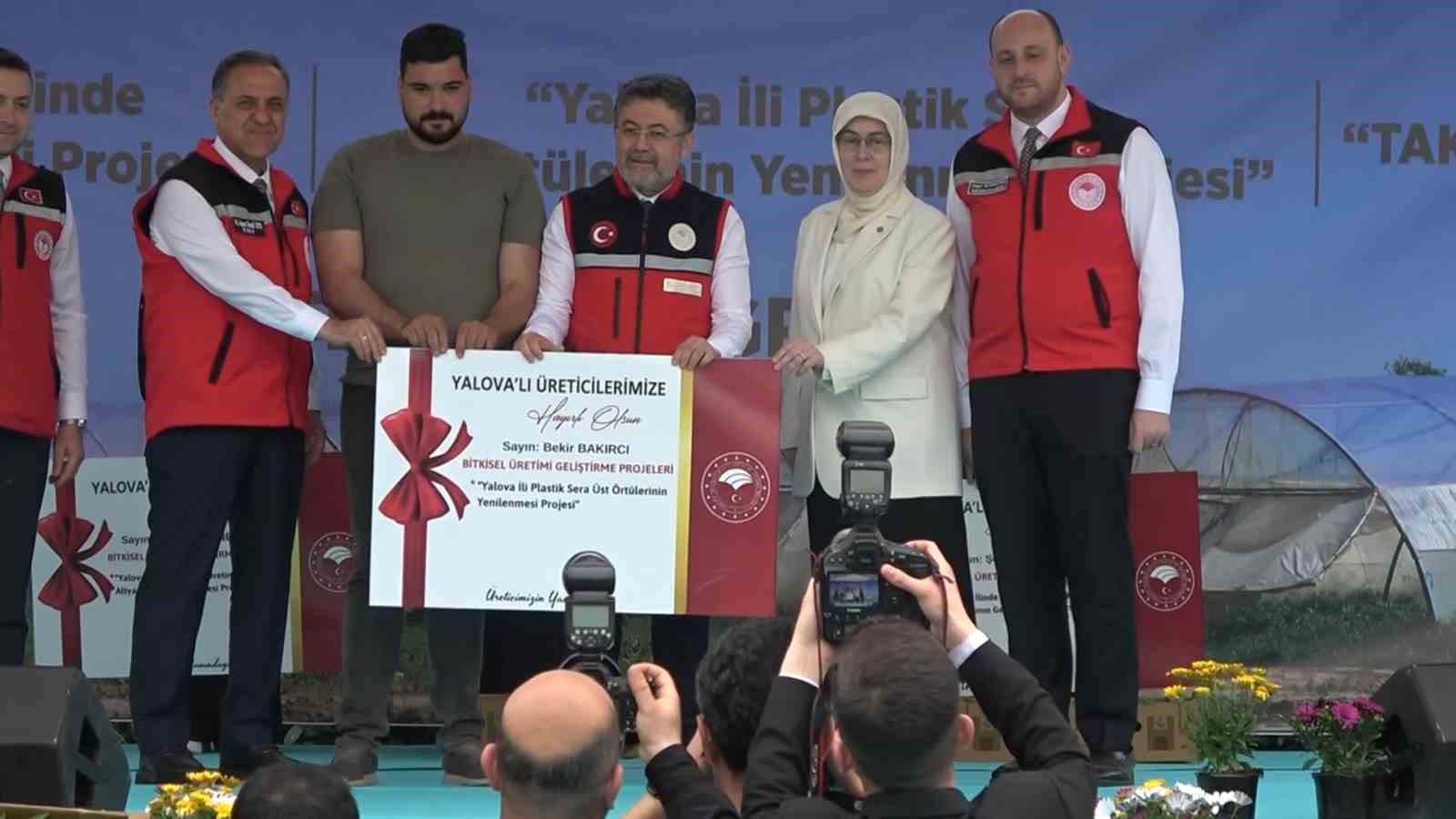 bakan yumakli tarimin sadece ciftcinin bir faaliyeti degil ulkelerin de bir milli guvenlik meselesi jHNQtIMl