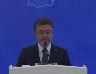 bakan-yumakli-van-golunun-hazinelerini-kesfetmek-icin-degil-korumak-icin-variz-S5nTxw9N.jpg