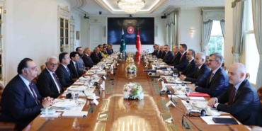 bakani-kacir-turkiye-pakistan-is-ve-yatirim-forumunda-iki-ulkenin-is-dunyasi-temsilcileriyle-bulustuk-LTEPseQM.jpg