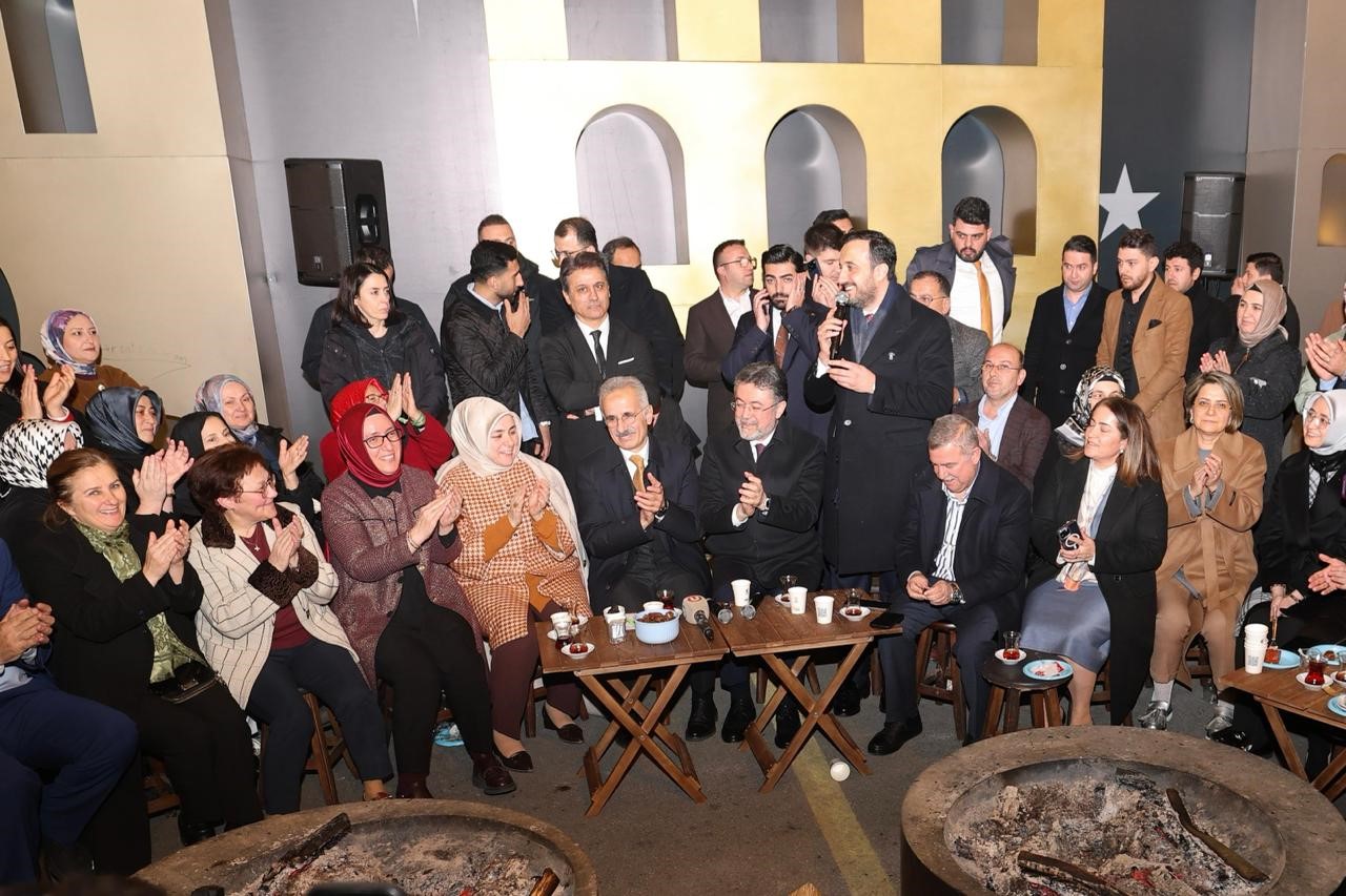 bakanlar vatandaslarla ates basinda sohbet etti 2 Ubh4QcgP