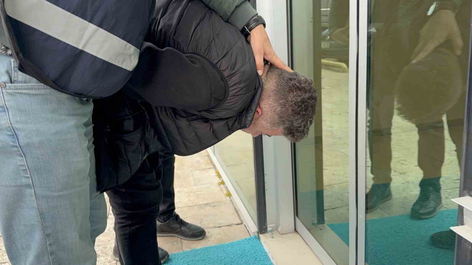 bakar misin tuzagi zinciri kapip kacti kameraya yakalandi 2 d6FuC1lA