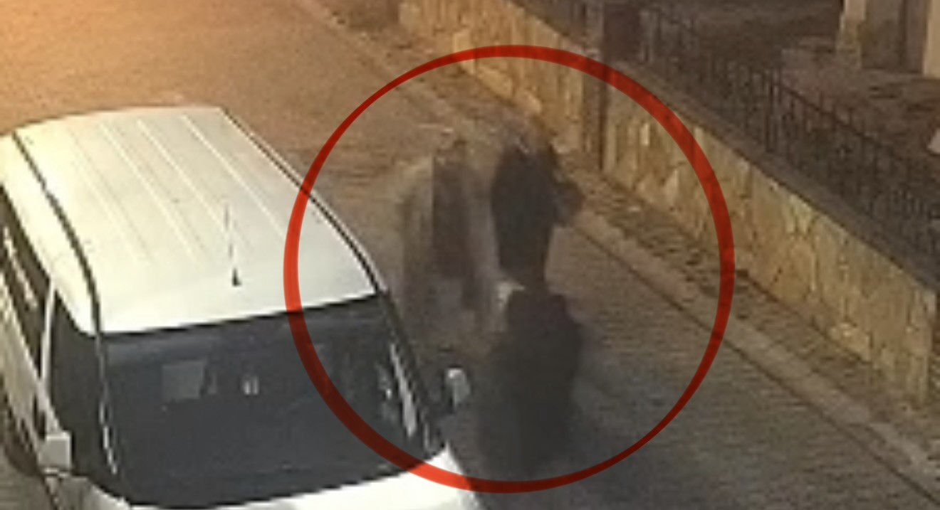 bakar misin tuzagi zinciri kapip kacti kameraya yakalandi 3 Z9c3XzZF