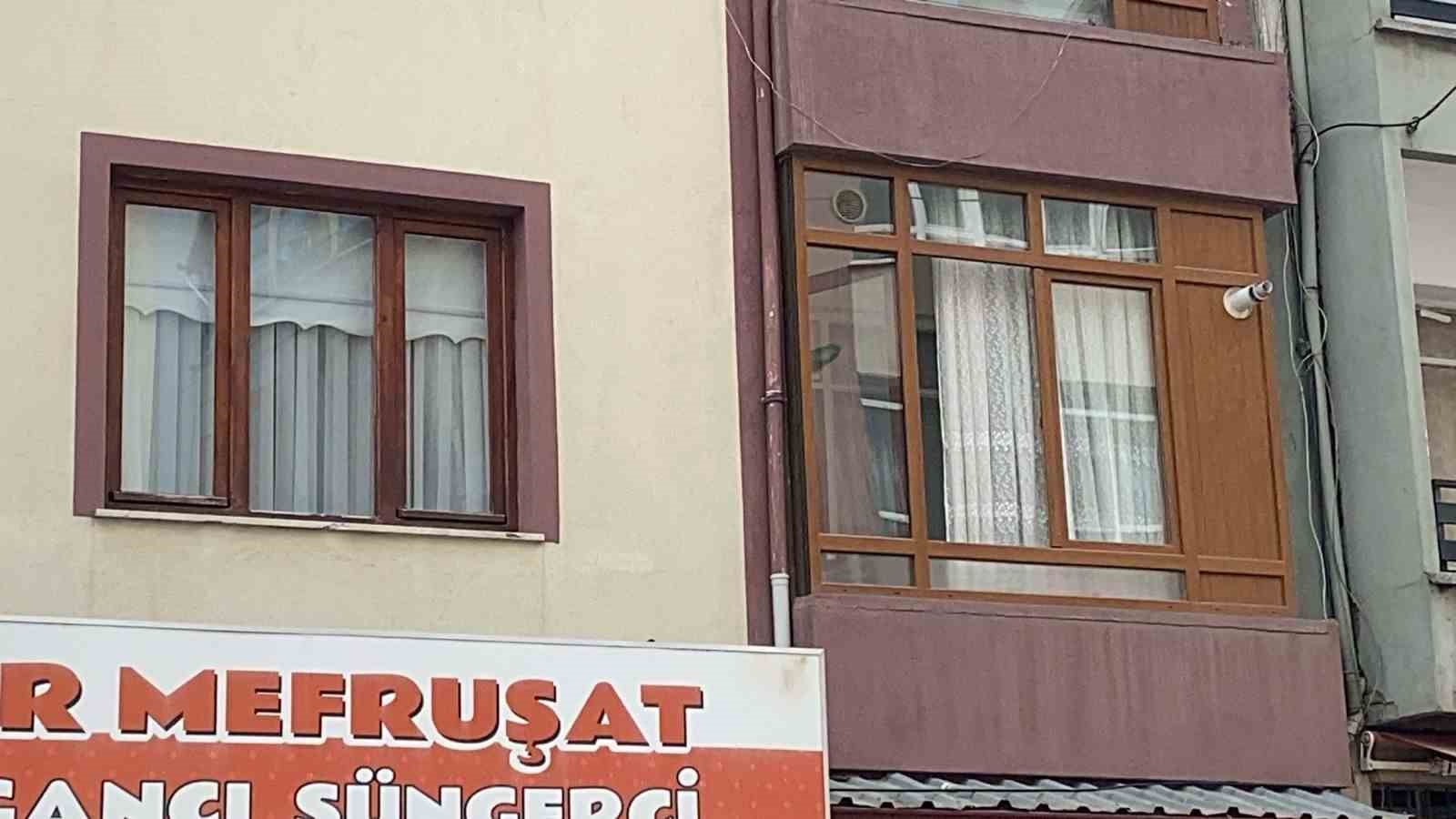 bakiciya altin hirsizligi suclamasi 1 grkzMPS9