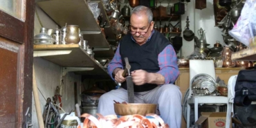 bakir-bileklikler-yeniden-moda-oldu-ysik1bPV.jpg