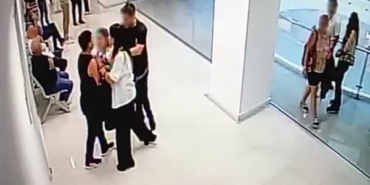 bakirkoy-adliyesinde-velayat-kavgasi-o-anlar-kamerada-VgXj9YYF.jpg