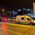 bakirkoy-e5te-kontrolden-cikan-motosiklet-direge-carpti-2-olu-7zn23XvB.jpg