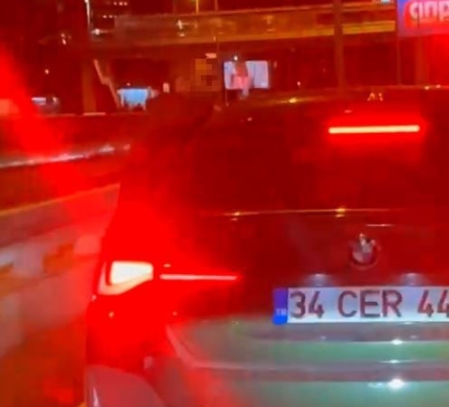 bakirkoyde-bir-maganda-trafikte-tartistigi-kadin-surucuyu-boyle-darp-etti-mf1SuCqC.jpg