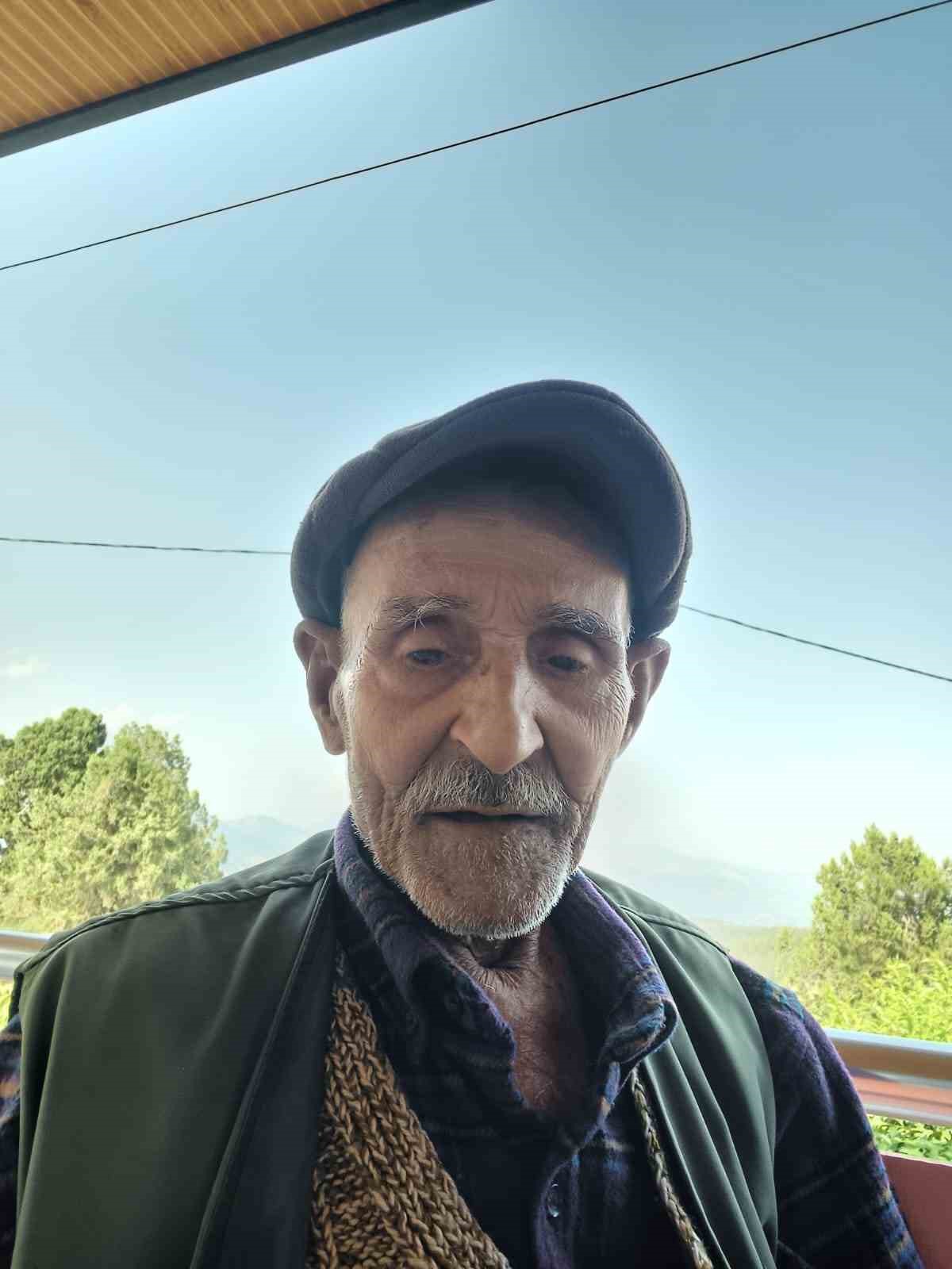 "Bakkala gidiyorum" diyerek evden çıkan 93 yaşındaki Alzheimer hastası, 4 gündür kayıp 10 bakkala gidiyorum diyerek evden cikan 93 yasindaki alzheimer hastasi 4 gundur kayip 6 RnNY1Ztb