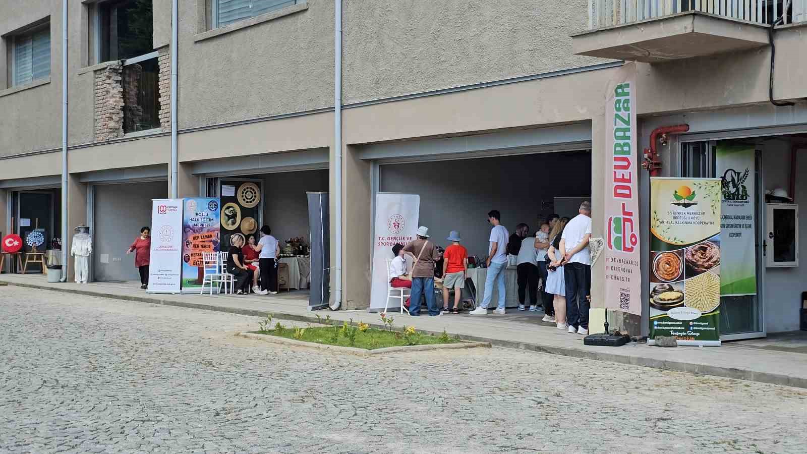 bakkanin ilk kez duzenledigi festivale buyuk ilgi 0 sy1DWbyn