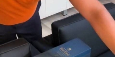 baklava-kutusunda-makaminda-110-bin-euro-ile-yakalanan-tuter-video-ve-foto-karesinden-dolayi-jeRDlx9k.jpg
