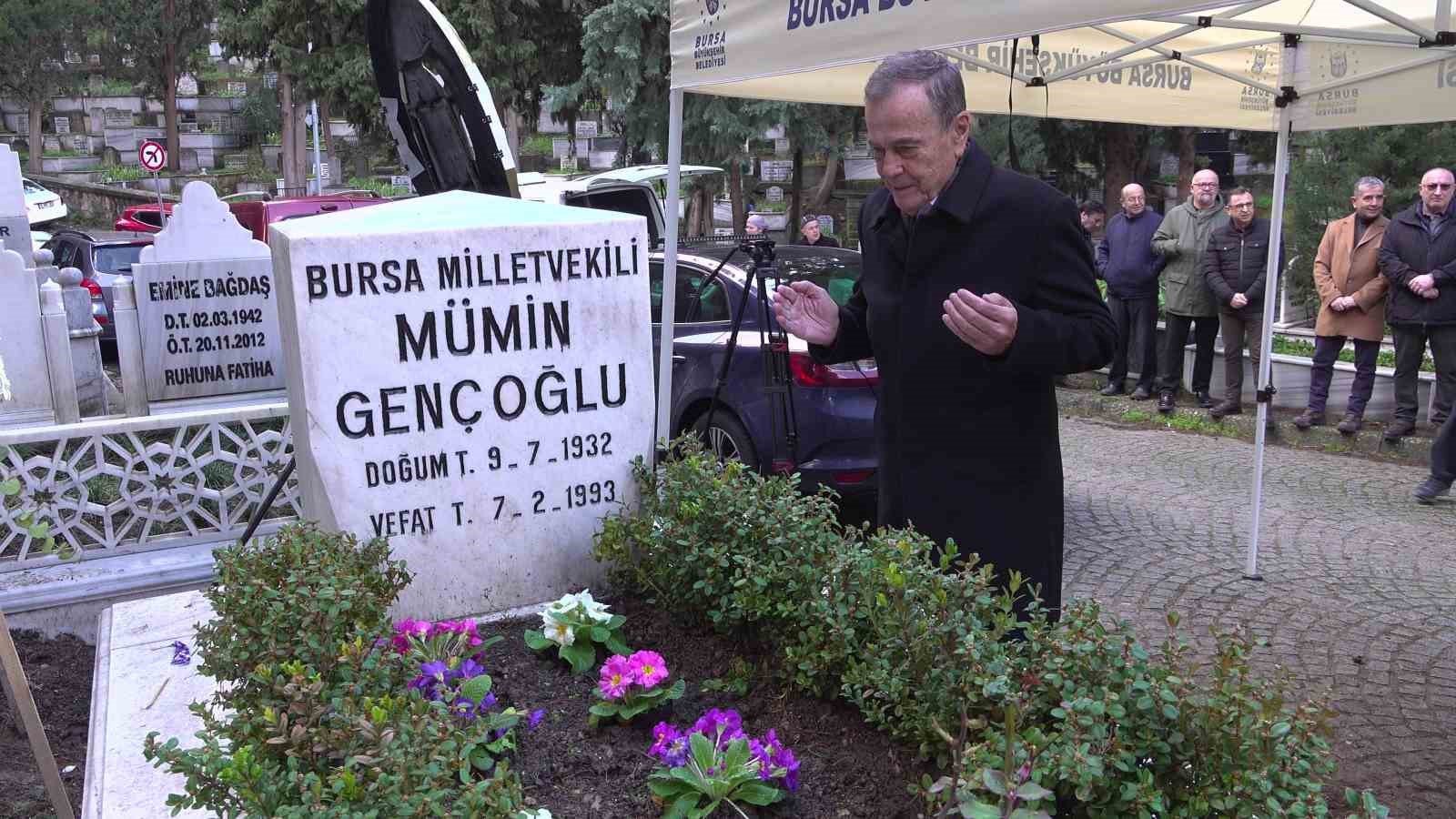 bal goc kurucu baskani mumin gencoglu kabri basinda anildi 4 ivziMDXf