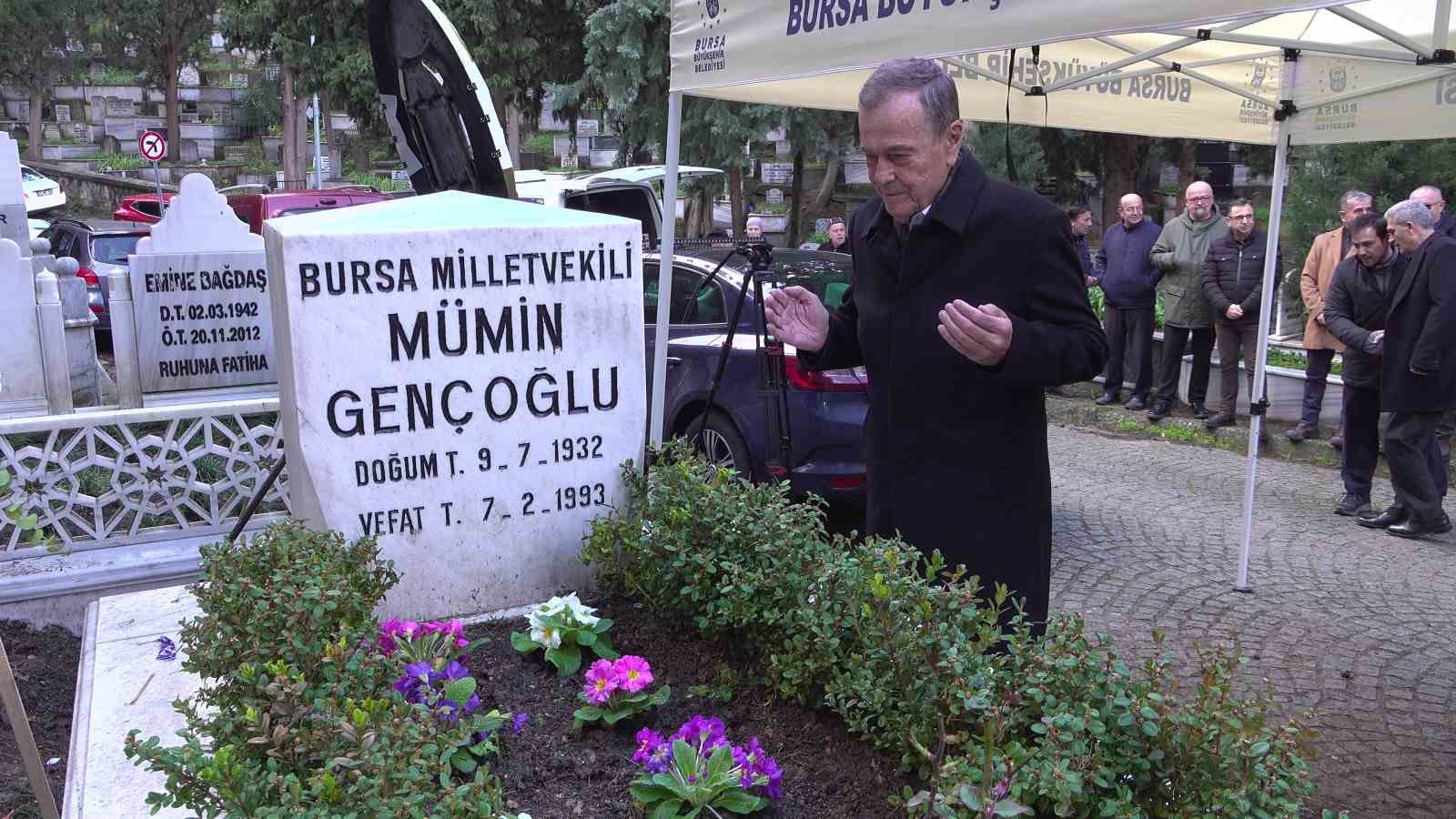 bal goc kurucu baskani mumin gencoglu kabri basinda anildi 5 z6D6ALCJ