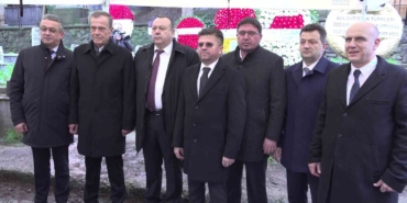 bal-goc-kurucu-baskani-mumin-gencoglu-kabri-basinda-anildi-x6pSEQLr.jpg