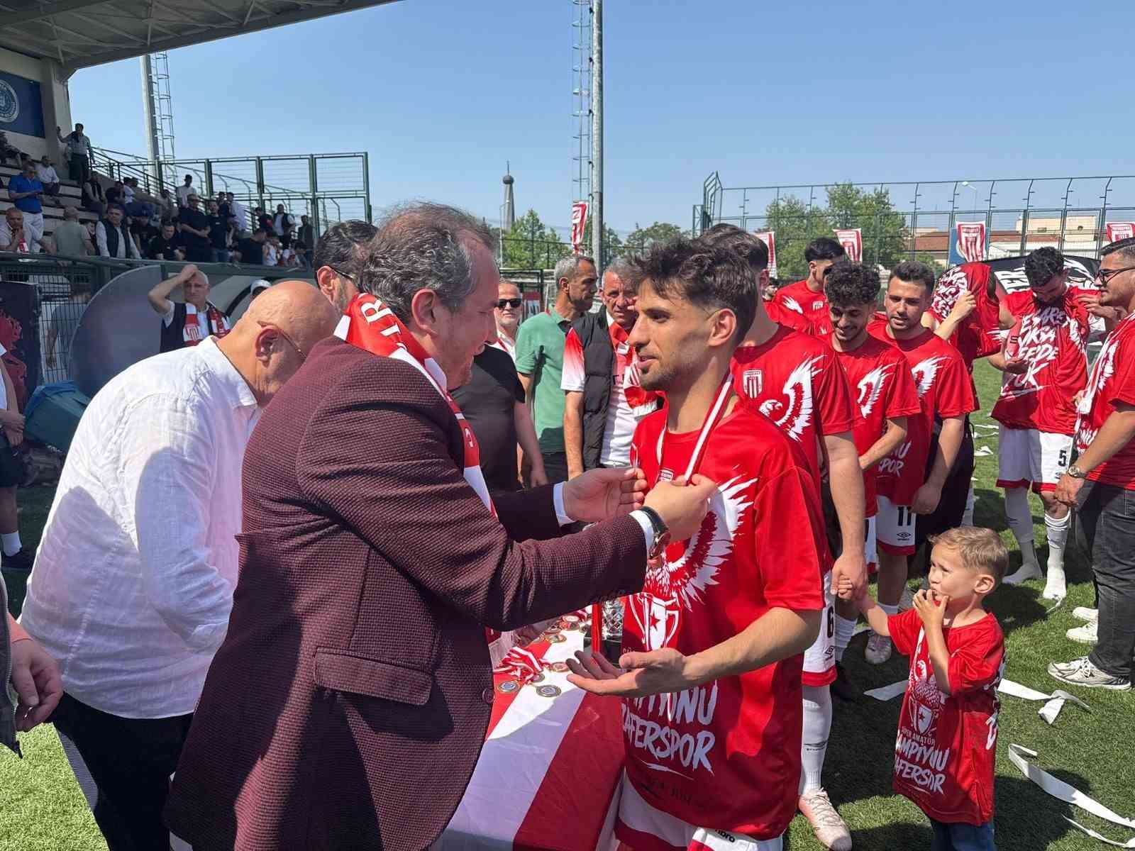 bal ligine yukselen zaferspora destek 1 gyXO1eDB