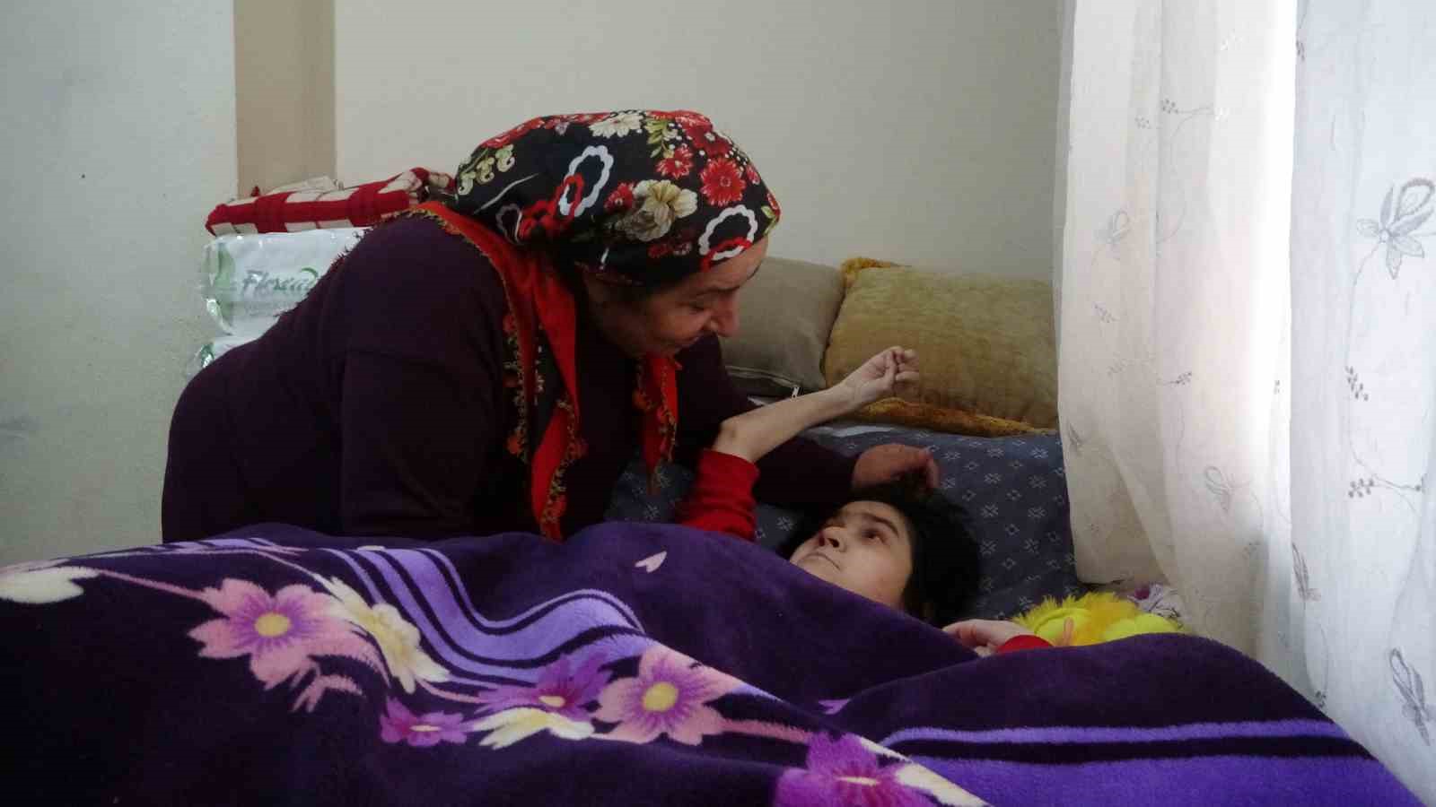 baldizinin vasiyetine 10 yildir evlat gibi bakiyor yasamaz dediler canlari oldu 2 AGAdmWZn