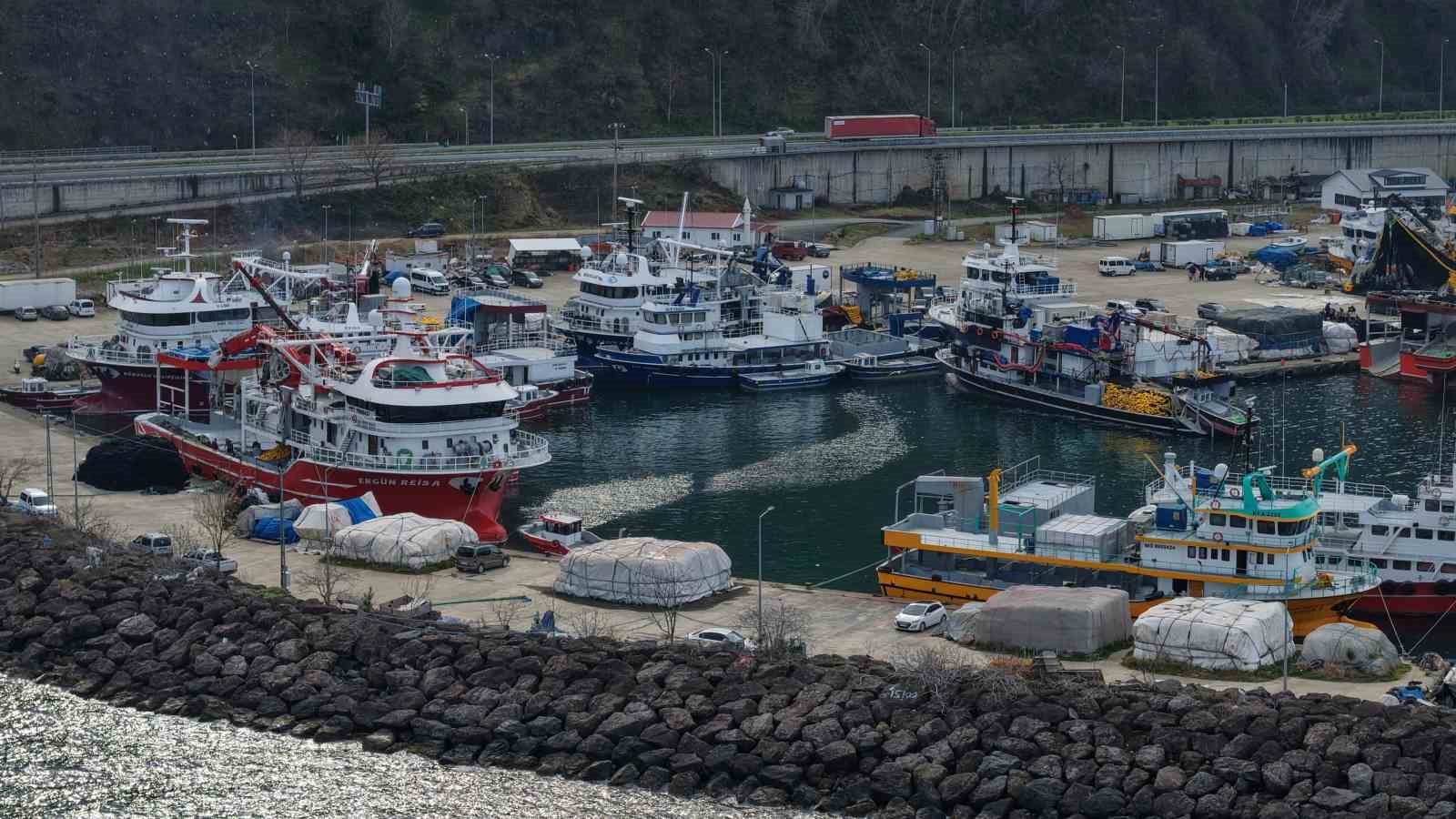 balik av sezonu biterken balikcilar sezonu degerlendirdi 2 hKRhpTNJ
