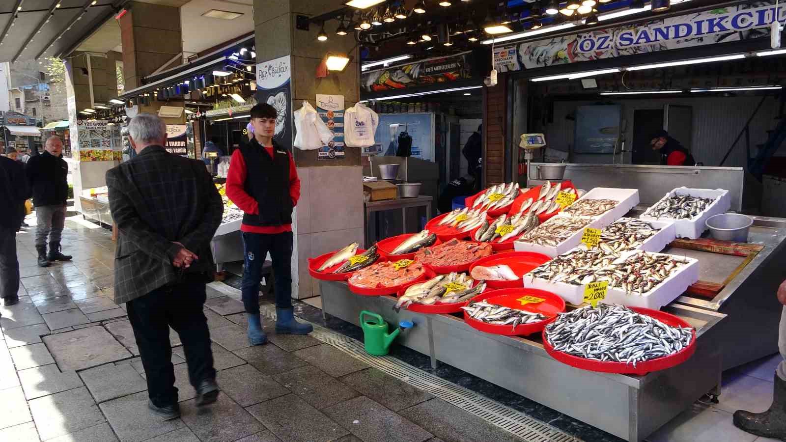 balik av sezonu biterken balikcilar sezonu degerlendirdi 3 pFub8WGk
