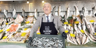 balik-sezonu-sona-erdi-balikci-kenan-hamsiye-madalya-takti-cUgHaLP7.jpg
