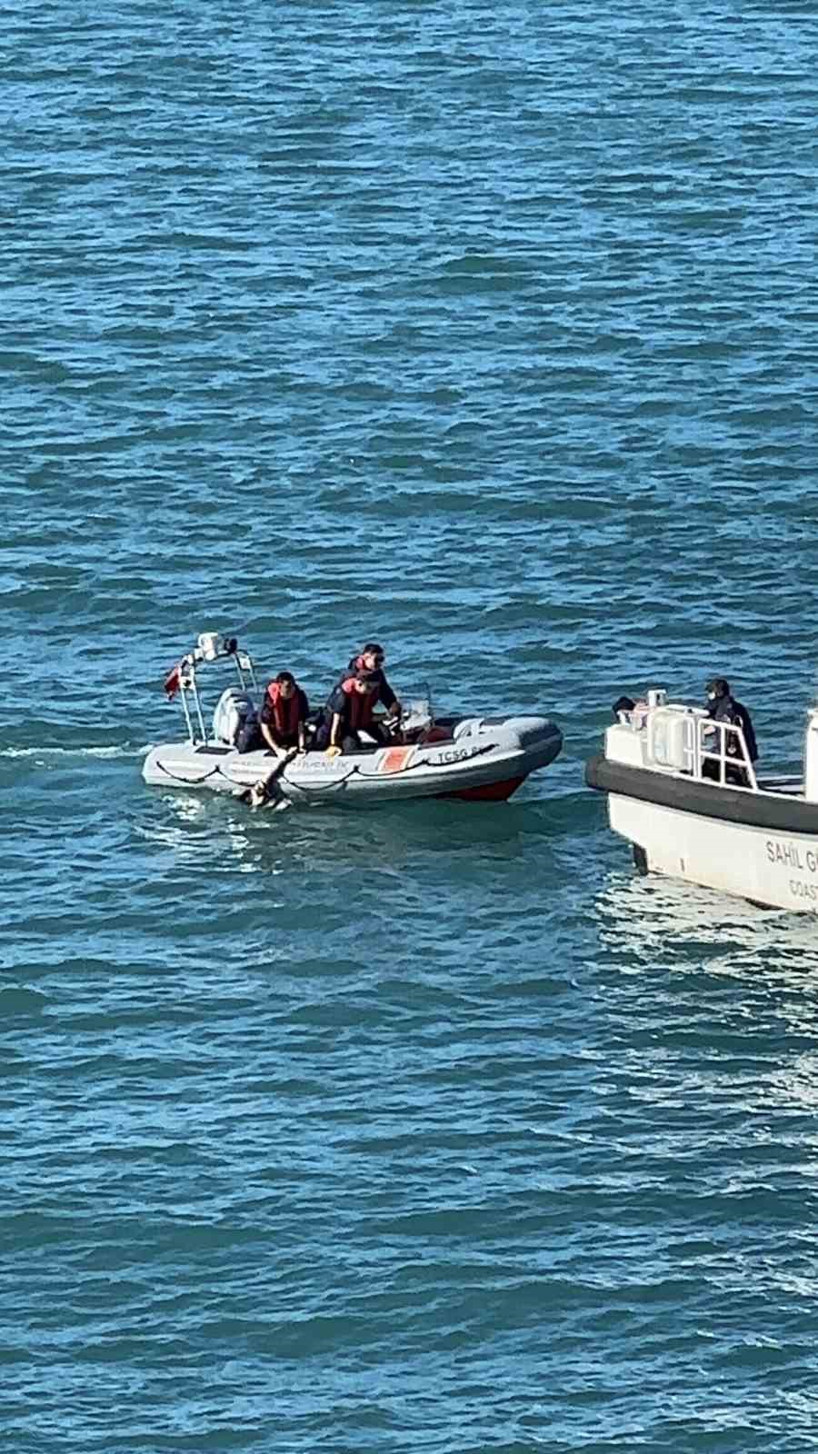 Balık tutarken denize düşen adam hayatını kaybetti 5 balik tutarken denize dusen adam hayatini kaybetti 1 OGyfaHa3