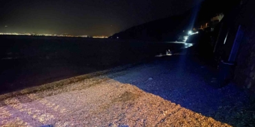 balik-tutmak-icin-acilan-kayik-batti-baba-ogul-olumden-dondu-KM1BhZF8.jpg
