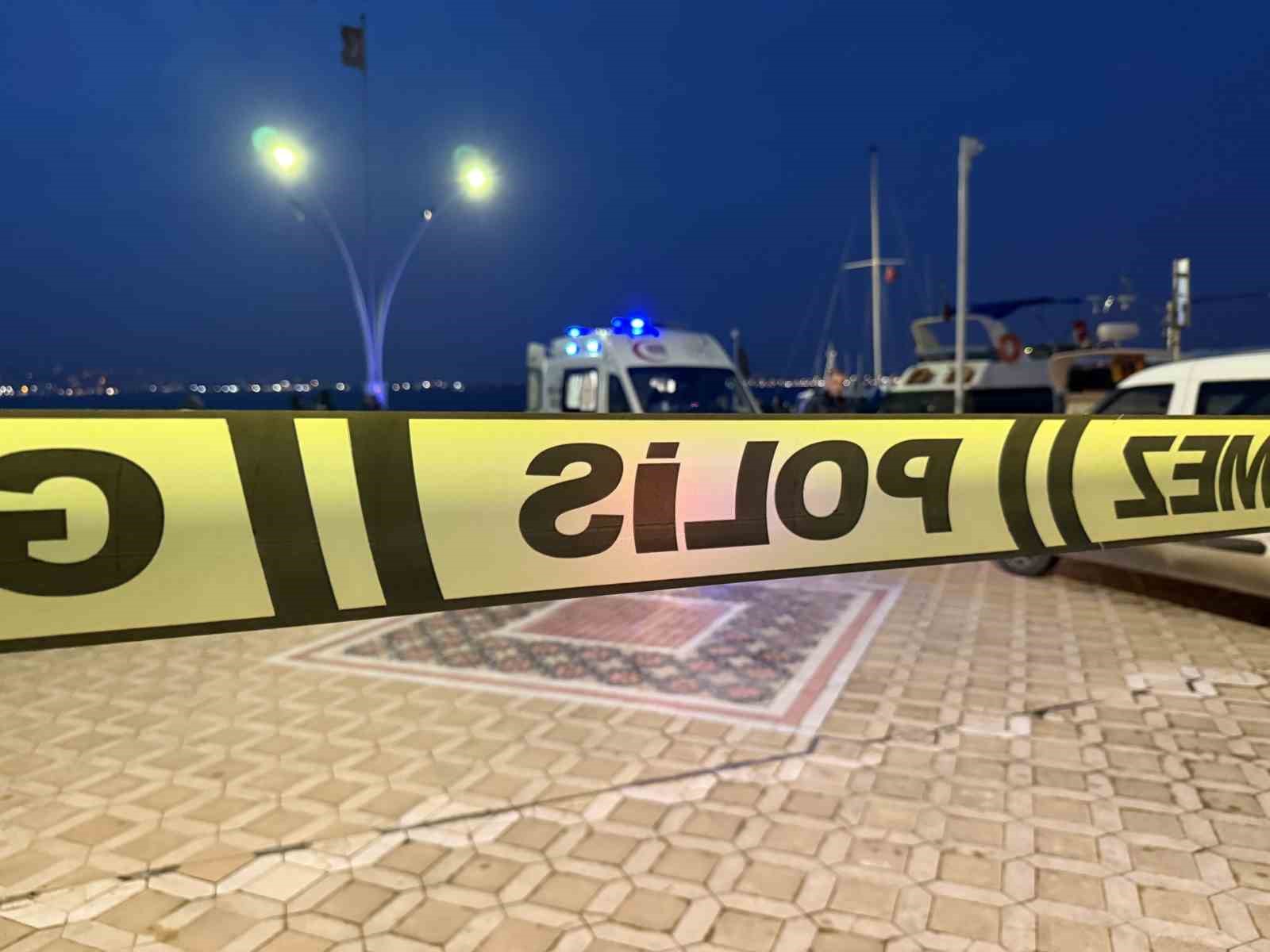 balikcilar fark etti denizde dalgic kiyafetli erkek cesedi bulundu 0 jYCuawYL