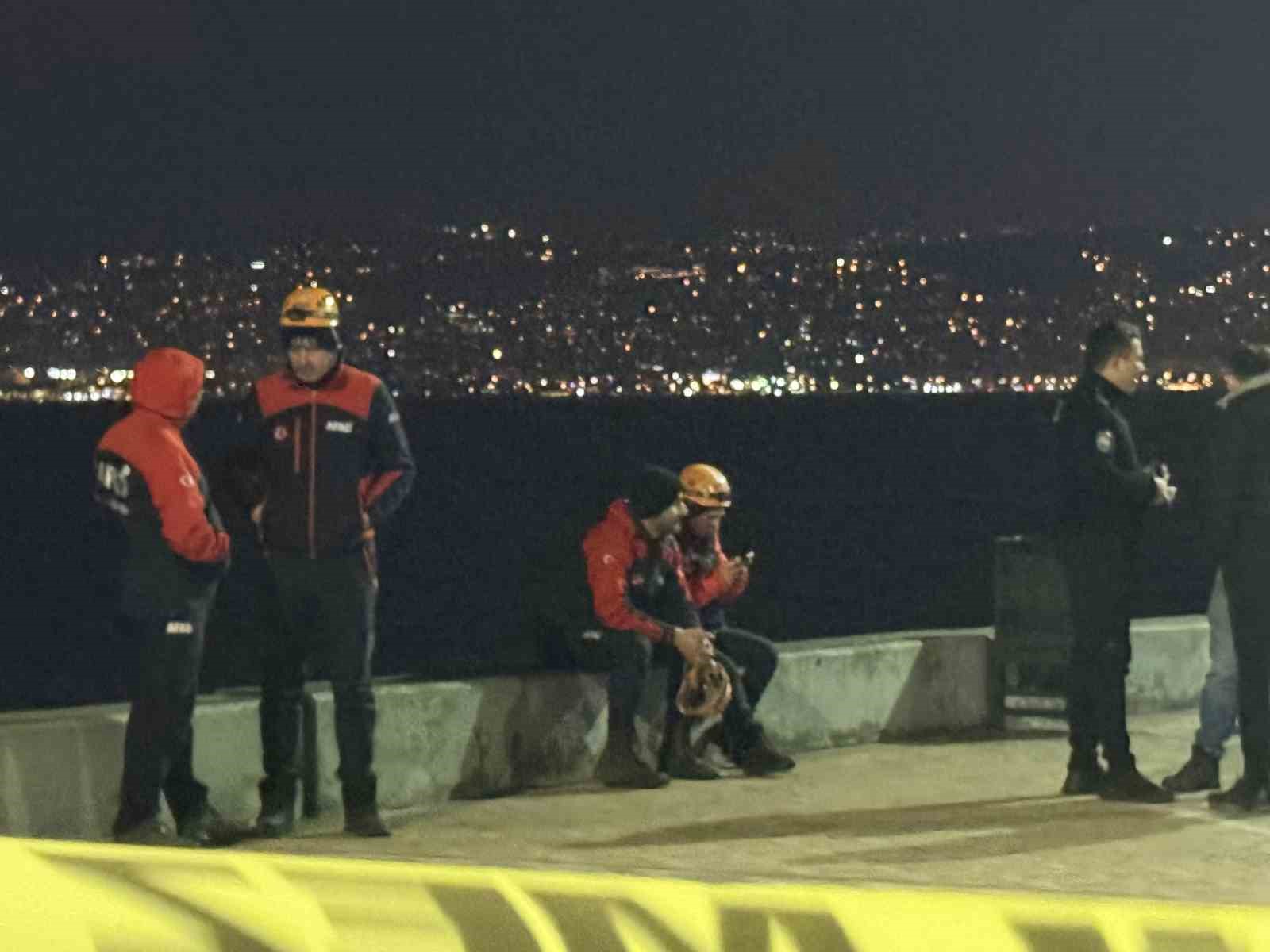 balikcilar fark etti denizde dalgic kiyafetli erkek cesedi bulundu 2 grJJ5Sg4