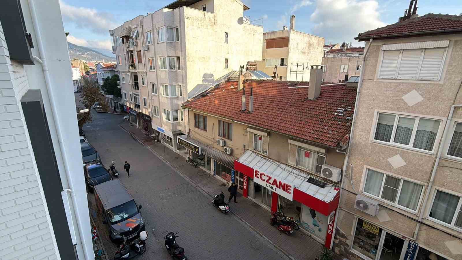 balikesirde 49 buyuklugunde deprem 2 PR5qlYu1