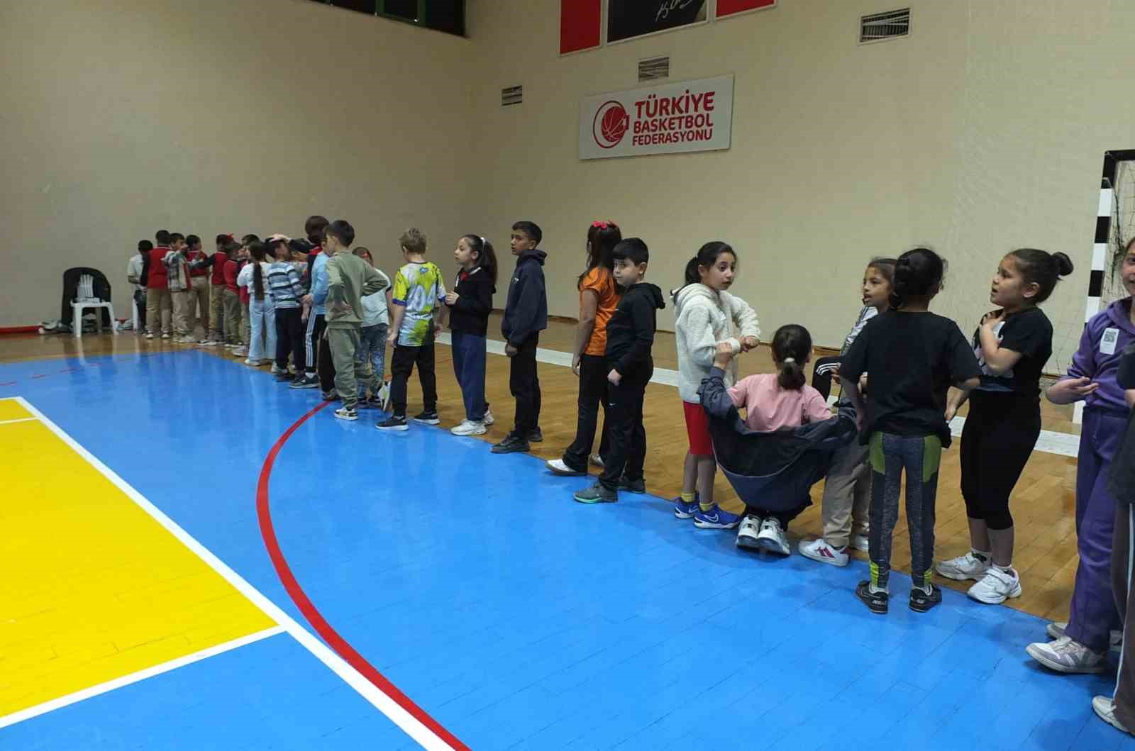 balikesirde 757 ogrenci yetenek sinavinda ter doktu 1 OJXJhInr