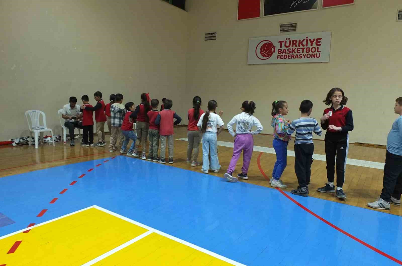 balikesirde 757 ogrenci yetenek sinavinda ter doktu 4 O6bUd6pc