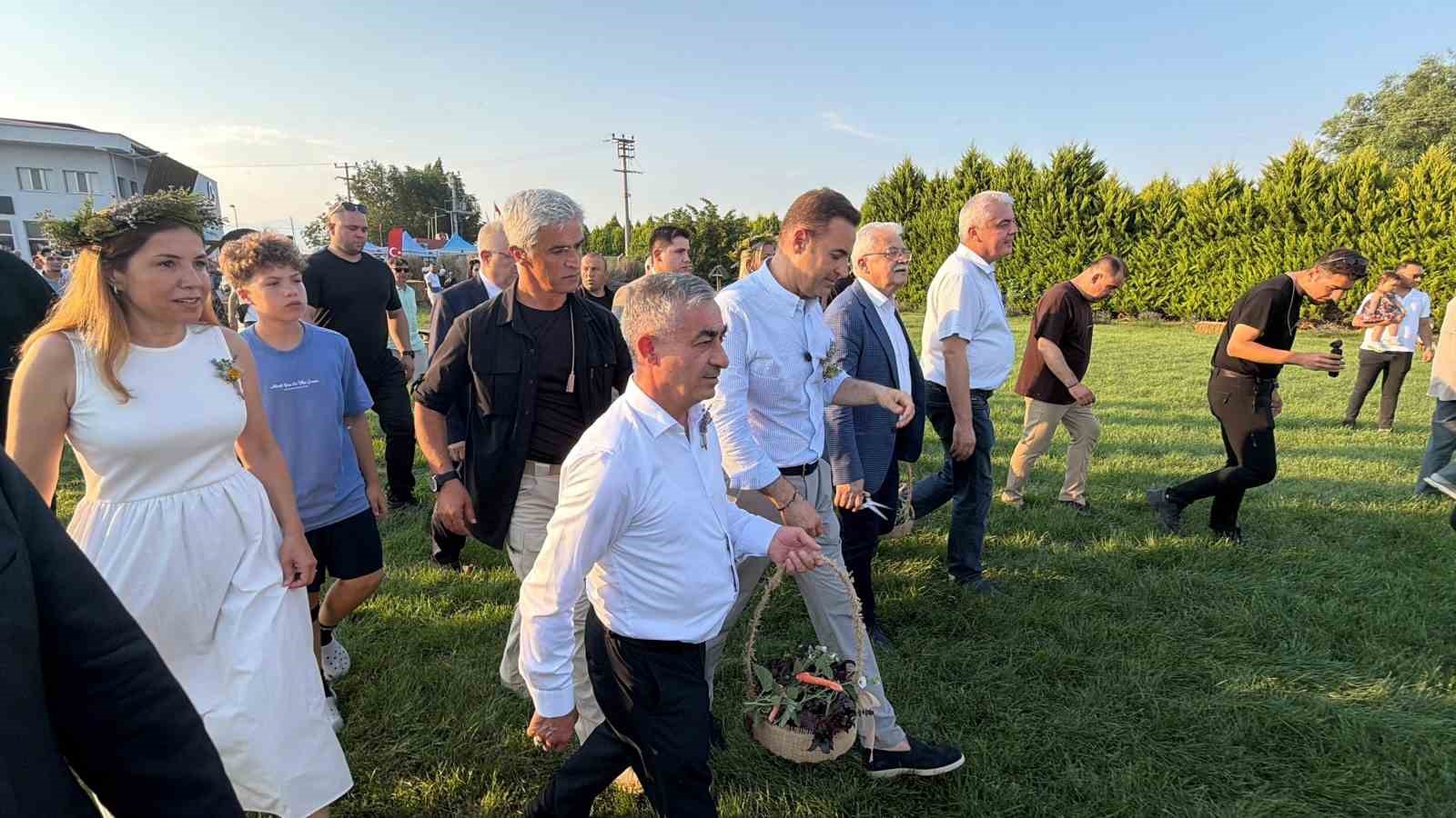 balikesirde 7uluslararasi aromaterapi festivali basladi 0 pinVEhz4