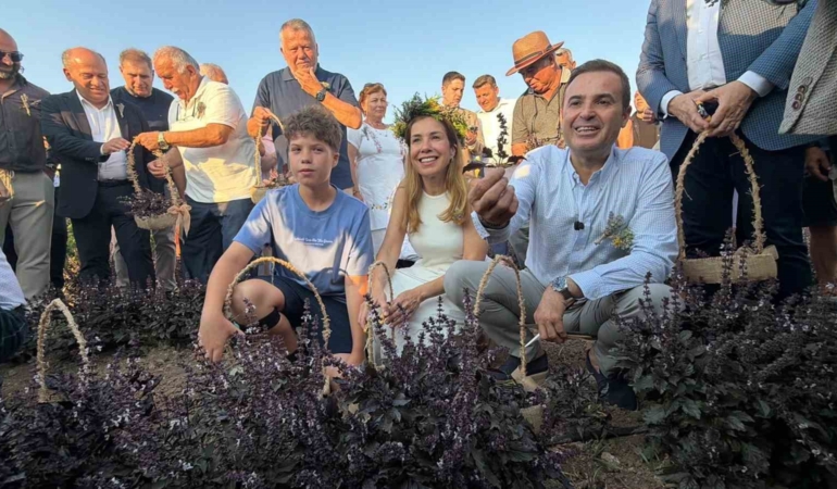 balikesirde-7uluslararasi-aromaterapi-festivali-basladi-JchOBYv7.jpg