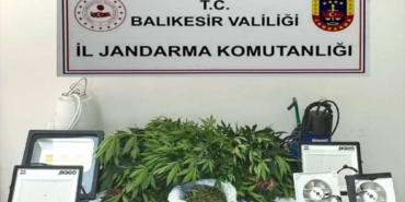 balikesirde-9-ilcede-zehir-tacirlerine-darbe-31-supheliye-islem-8OEibDuq.jpg