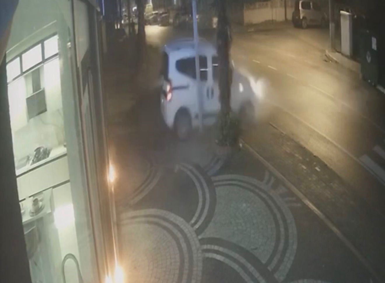 Balıkesir’de alkollü sürücünün çarptığı yaya hayatını kaybetti 5 balikesirde alkollu surucunun carptigi yaya hayatini kaybetti 1 Djd8jaGA