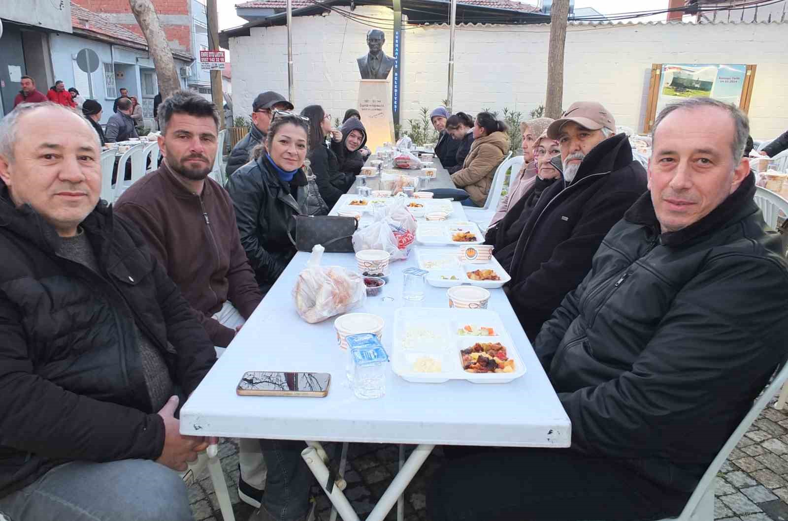 balikesirde geleneksel koy iftari yuzlerce vatandasi bulusturdu 3 fqBSbzHg